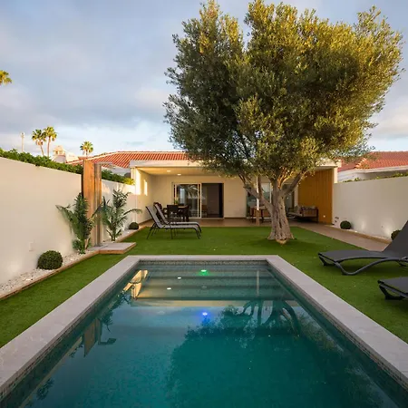Villa Pasito Blanco Villas *