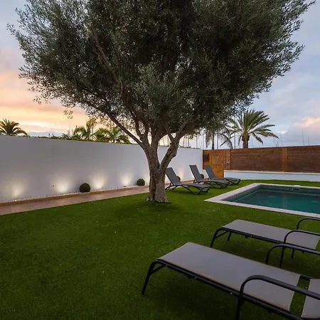 Villa Pasito Blanco Villas
